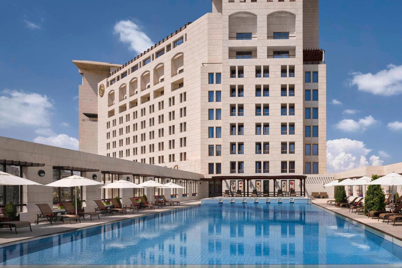 Sheraton Amman Al Nabil Hotel Bagian luar foto